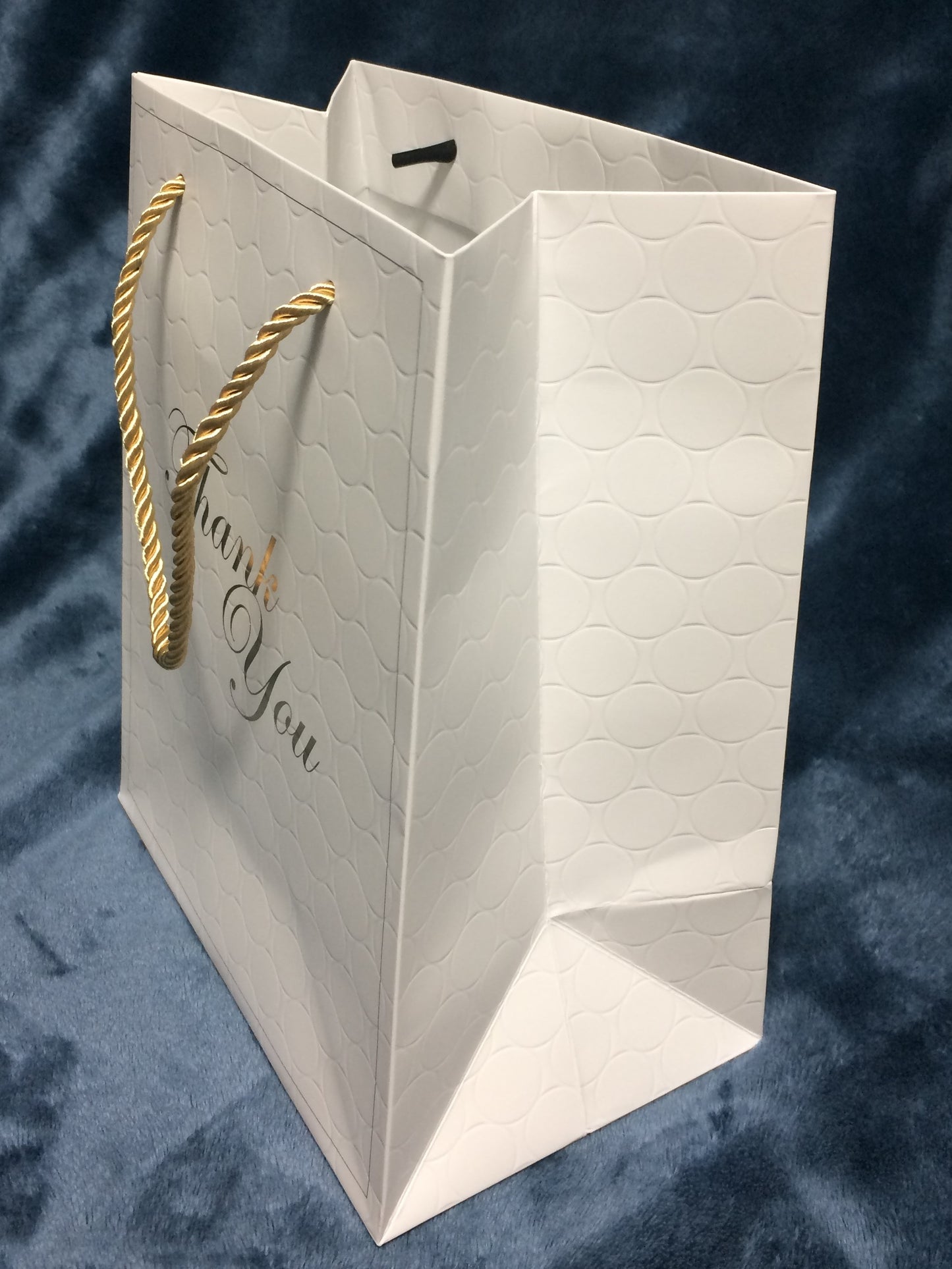 8x10 White Thank You Gift Bags with Handles 12 Pcs Paper Medium Fancy Gold Foil Luxury Event Shopping 8x5x10 Premium Quality Cute Matte Modern Elegant Embossed Birthday Merchandise Clothing Business Wedding